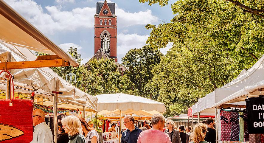 Markt auf dem Winterfeldtplatz im Berliner Bezirk Tempelhof-Schöneberg